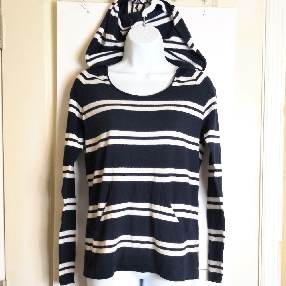 3/$25 Banana Republic XS long sleeve stripe hoodie